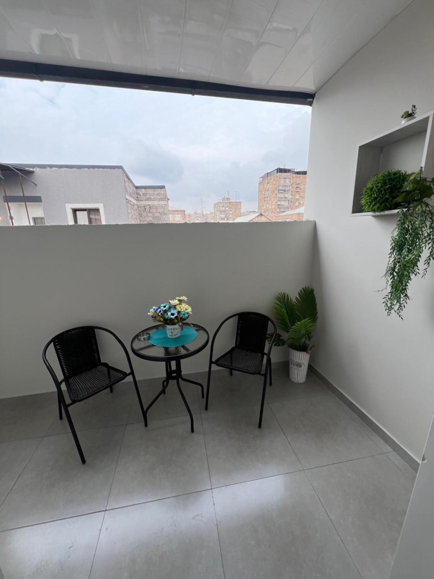 Cosy Apartment With Good Location Self Check In Jerevan Eksteriør billede